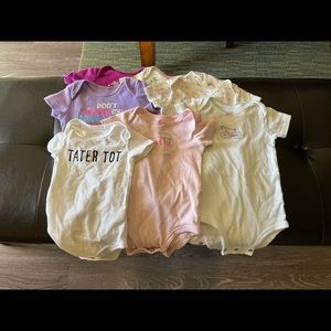 Bodysuit by Carters, Sz 9M